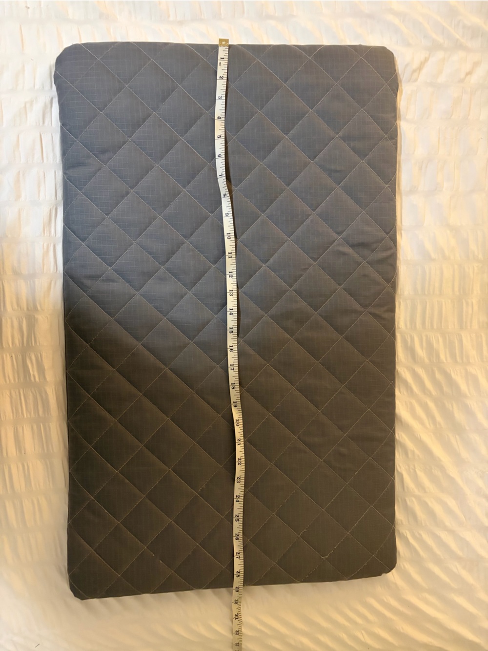 🐾 Padded Waterproof Dog Crate / Travel Mat – Approx. 30" x 18"